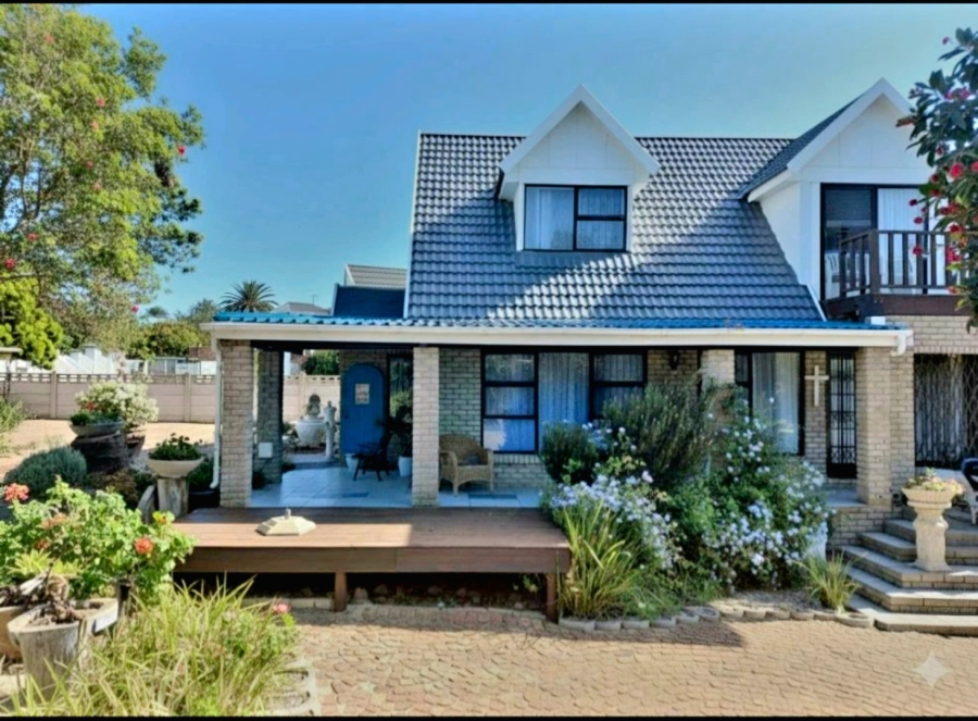  Bedroom Property for Sale in Hartenbos Heuwels Western Cape
